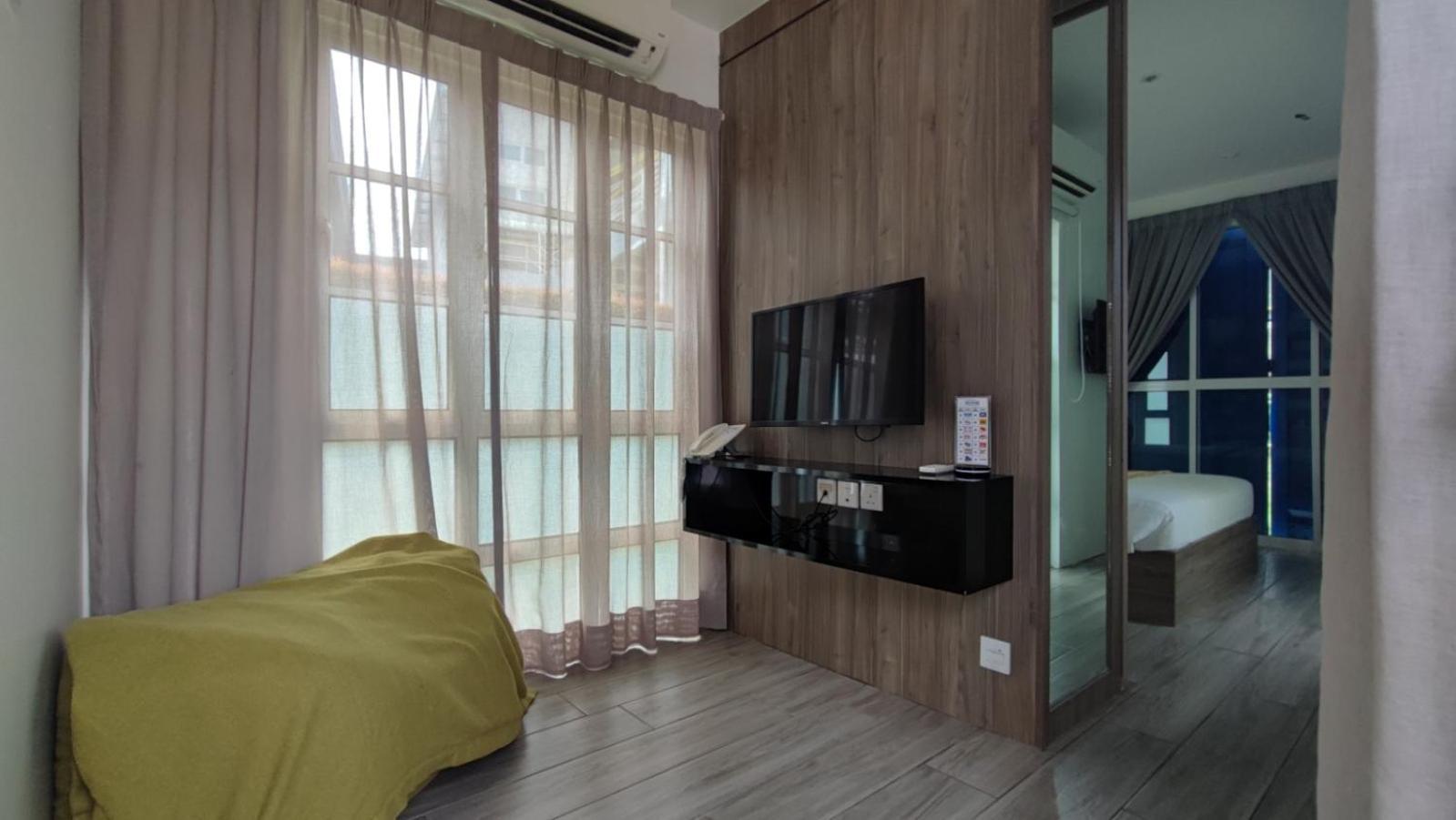 Solesor Kampong Beach Resort Port Dickson Exterior foto